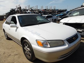 2001 TOYOTA CAMRY CE WHITE 2.2L AT Z18184